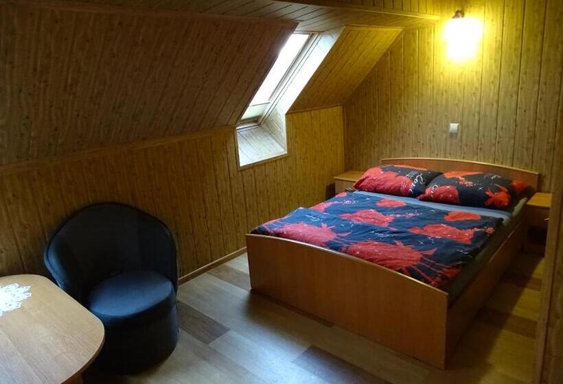 פנסיון Gościniec Agrozajazd