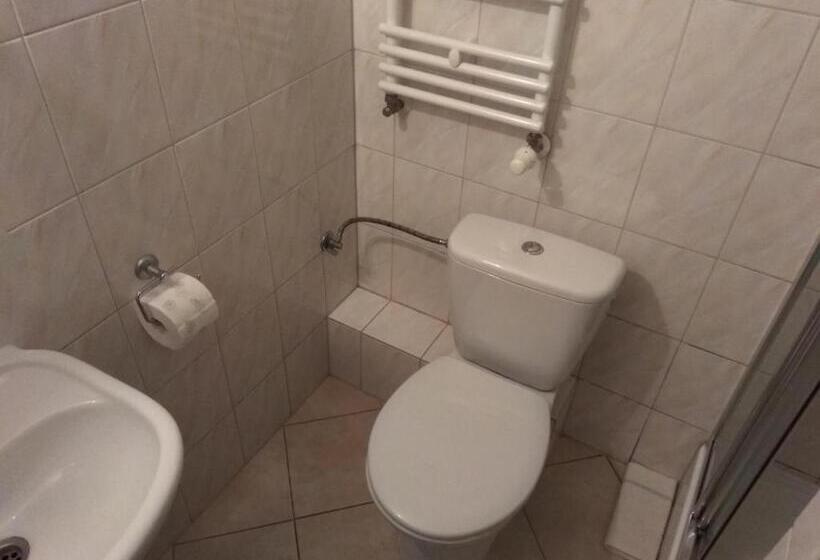 פנסיון Zajazd U Doktora