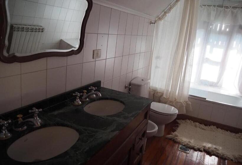 민박 Villa Victoria Lodge