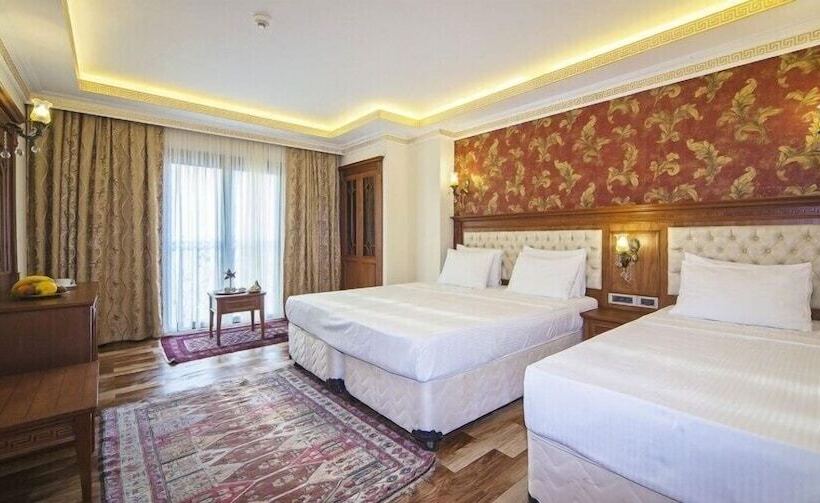 Fotos del hotel Lausos Palace:  8