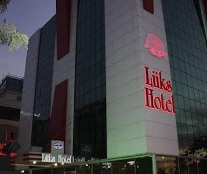 هتل Lüks