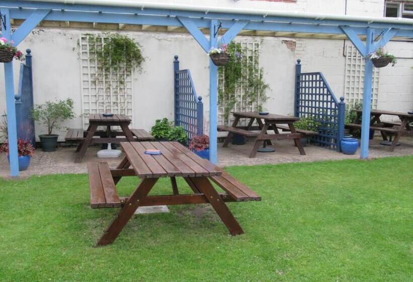 هتل The London Inn