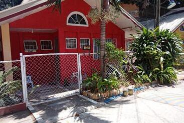 هتل Lucky Garden Inn