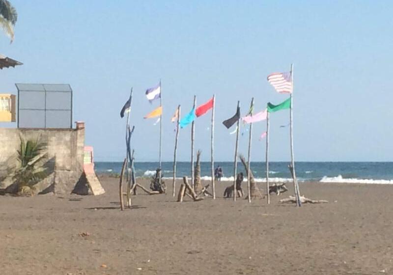 هتل Sabas Beach Resort