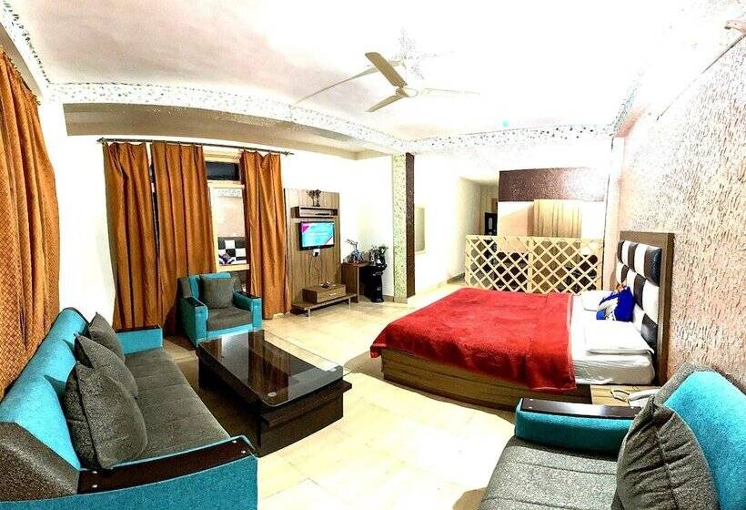 فندق Shining Star Resort