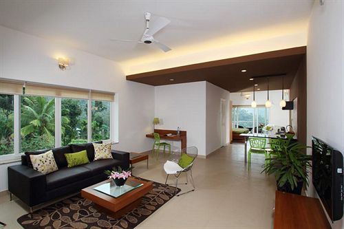 Fotos del hotel Swiss County:  6