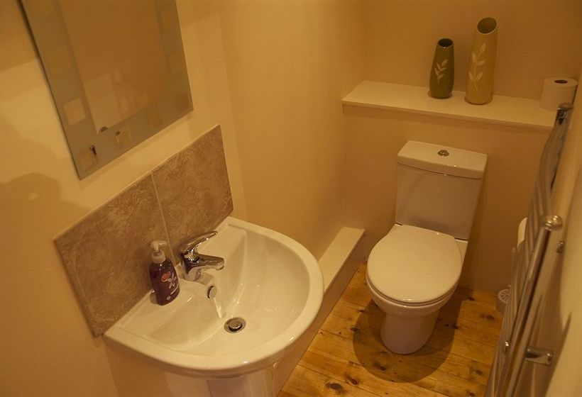 Отель The George Inn At Tideswell