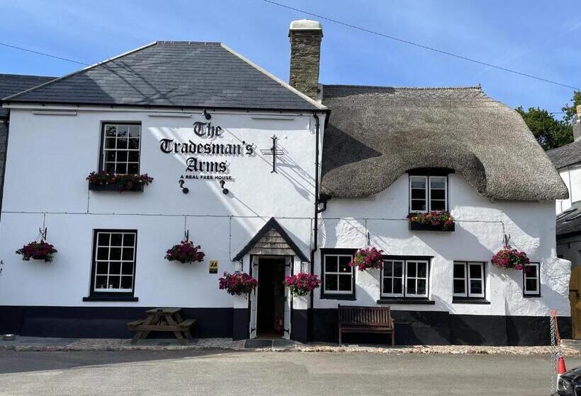 هتل The Tradesman's Arms