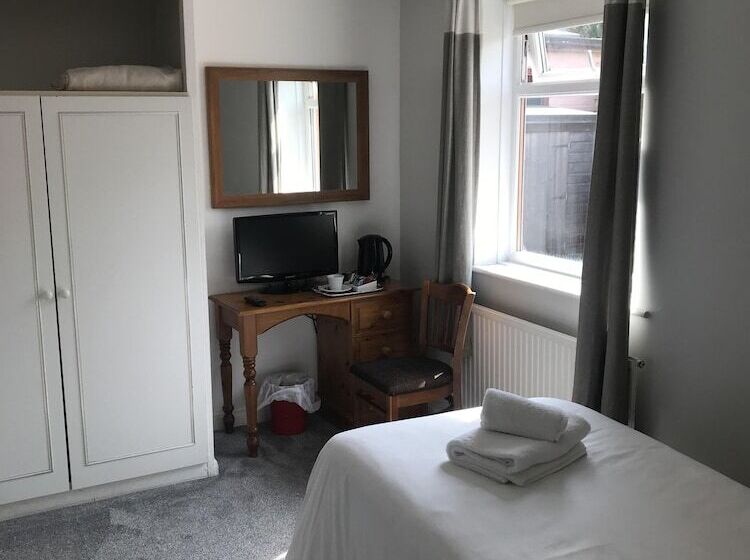 فندق The Wheatsheaf Inn