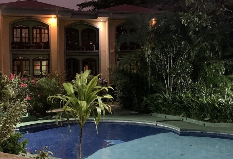 هتل Trapp Family Country Inn