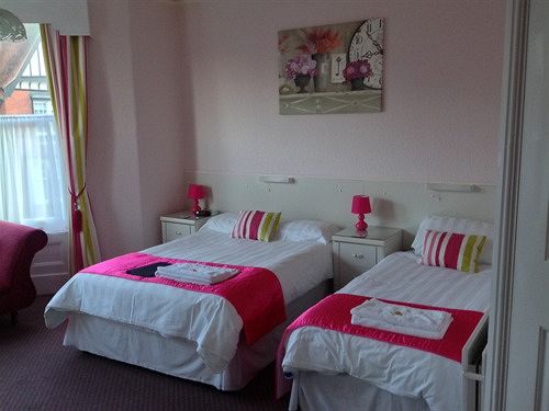 بنسيون The Cavendish