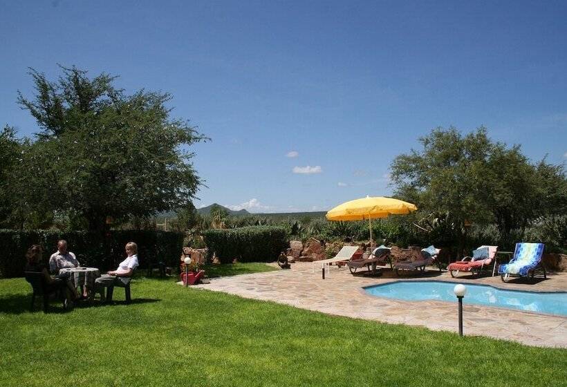 Pension Etango Ranch Guest Farm