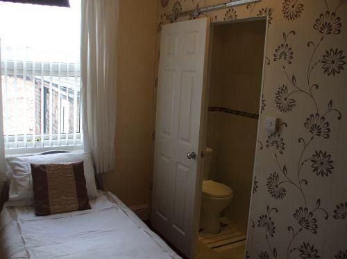 بنسيون Oakwell Guest House