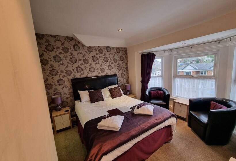 پانسیون The Fawley Guest House
