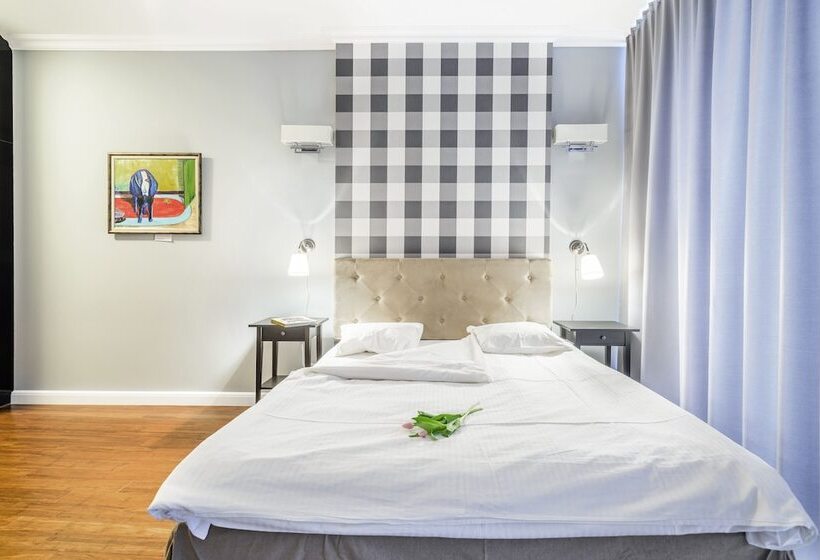 Triton Park Apartments