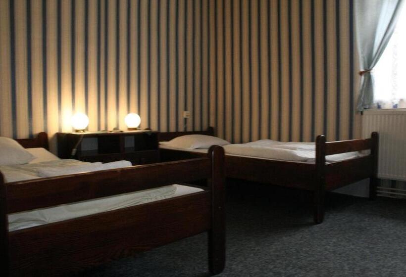 ユースホステル Zajazd U Sosny