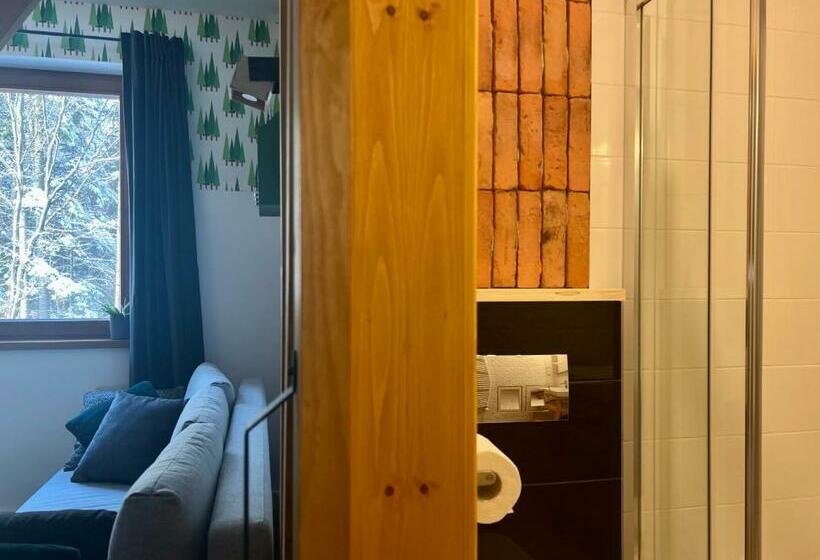 ベッドアンドブレックファースト Zagroda Na Pacanach