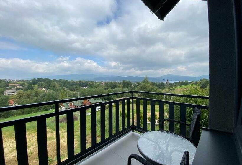 Bed and Breakfast Zajazd Tadeo