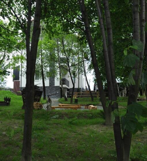 ホテル Agroturystyka Wichrowe Wzgorze