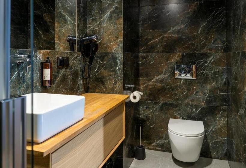 בית מלון כפרי Caryńska Resort & Spa