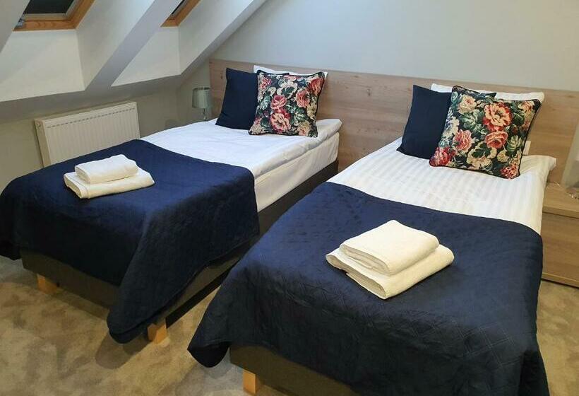 ホテル Garbów  Centrum Konferencyjno   Bankietowe