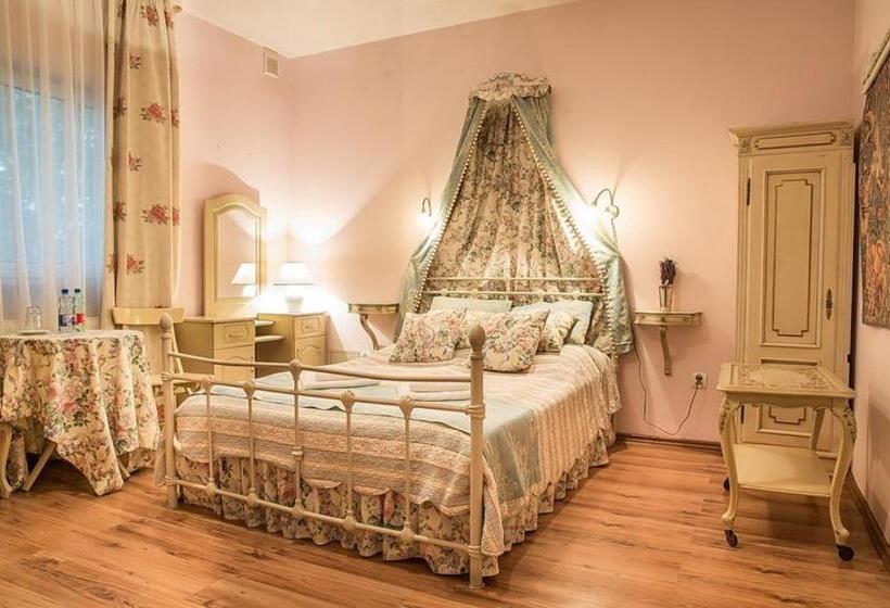 בית מלון כפרי Napoleon