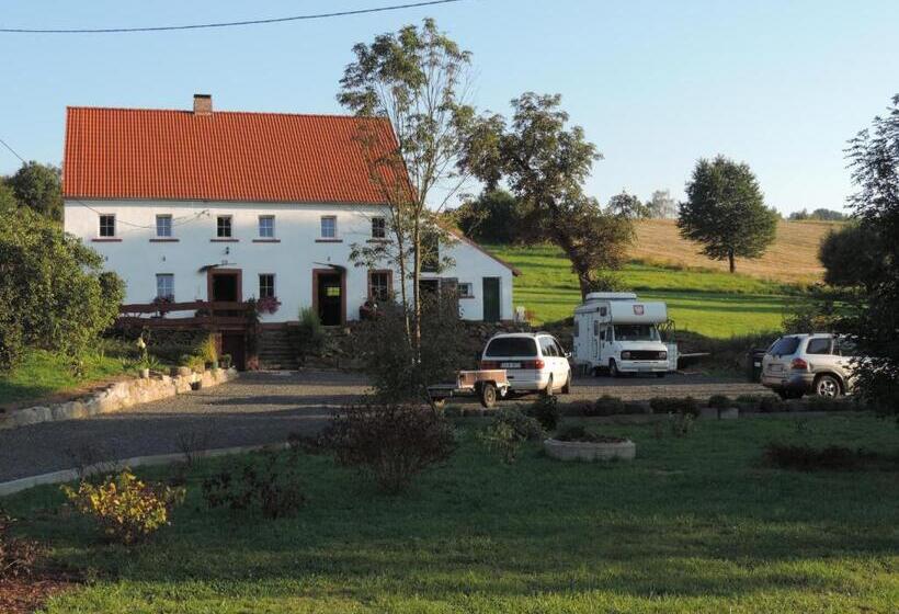 호텔 Pod Miotełką