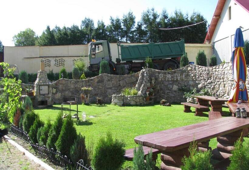 هتل Ranczo U Jana