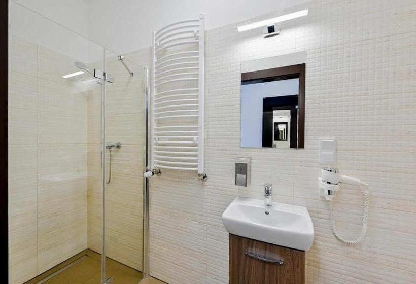 בית מלון כפרי Terminal