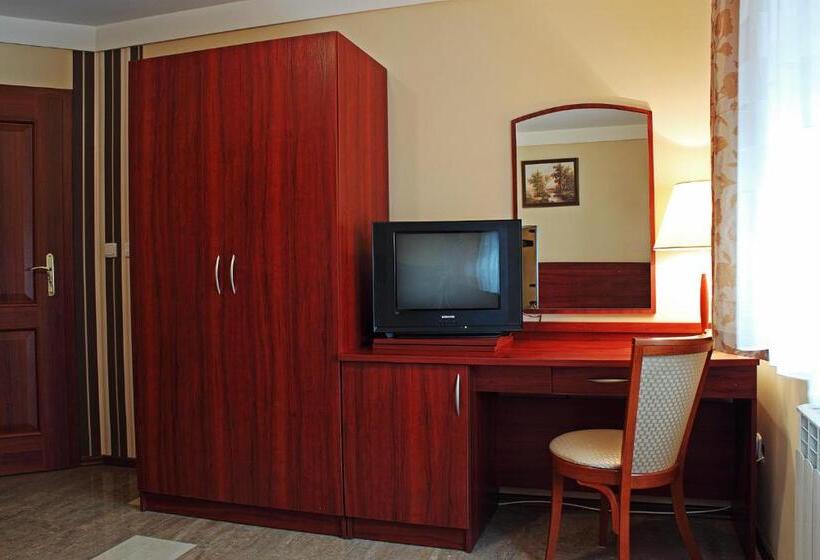 Motel Duet
