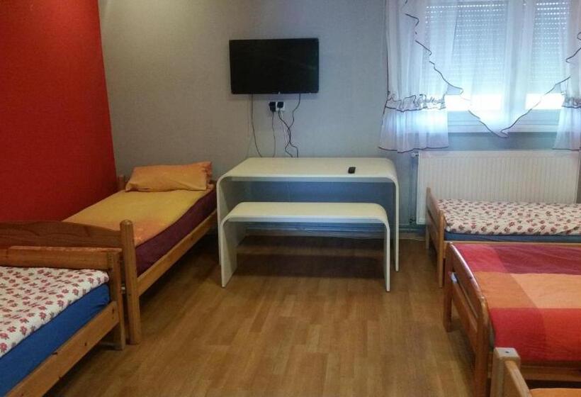 펜션 Pokoje Gościnne U Karola Pracownicze