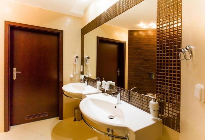 Pensjonat & Spa Raj