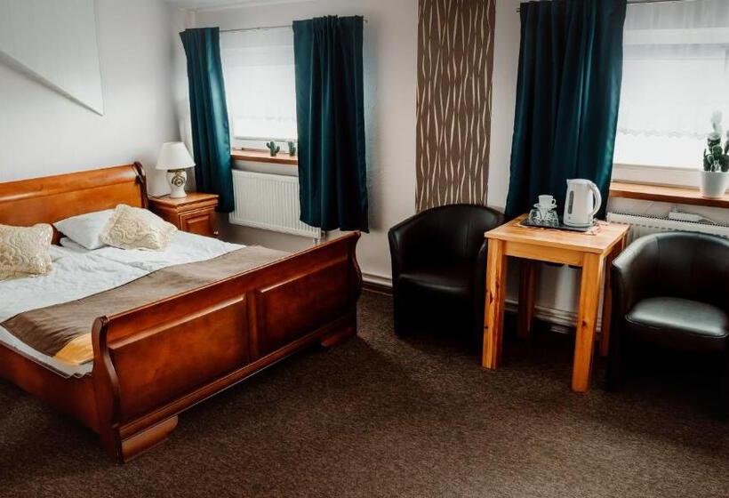 ユースホステル Browar Osjann   Pokoje Gościnne