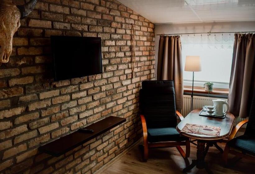 ユースホステル Browar Osjann   Pokoje Gościnne