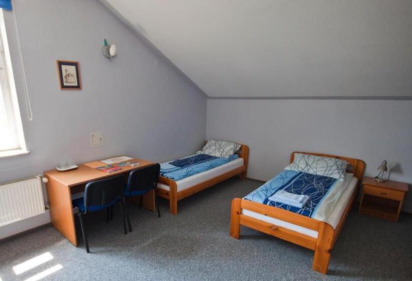 فندق صغير Tarnowskie Centrum Informacji