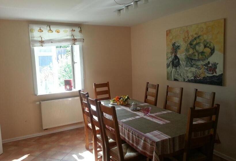 민박 Dom Gościnny Brama Sudecka