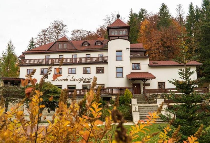 Bed and Breakfast Dworek Szwajcaria