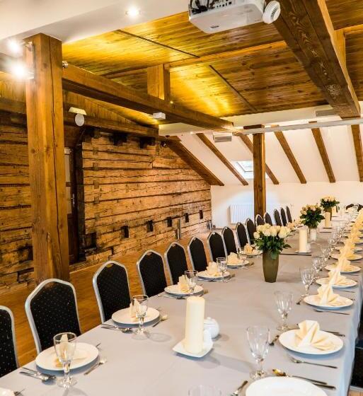 Bed and Breakfast Dworek Szwajcaria