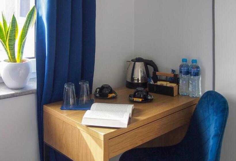 تختخواب و صبحانه Mile Gdansk Airport & Parking Długoterminowy