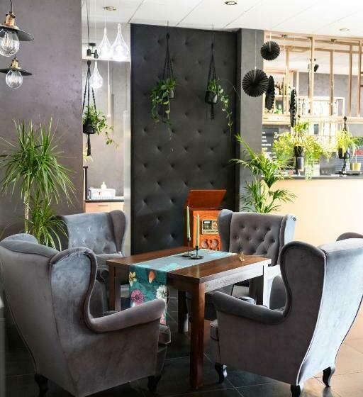 تختخواب و صبحانه Nata Pokoje Gościnne Restauracja
