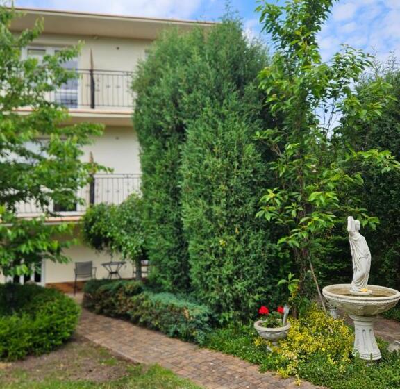 مبيت وإفطار Willa Atrium