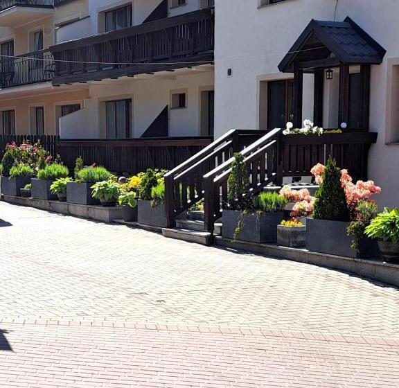 تختخواب و صبحانه Willa Celina