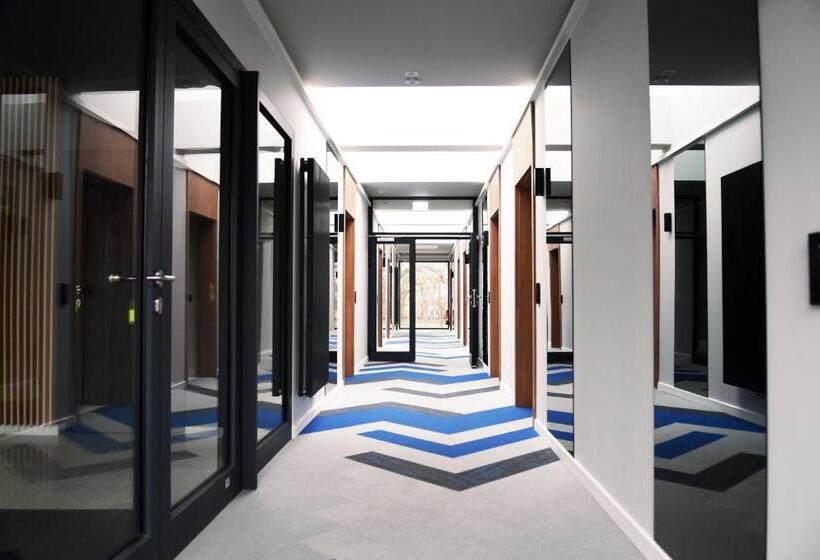 ホテル Artisan Park