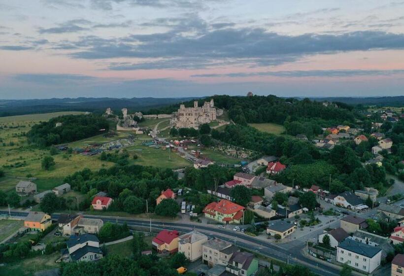 Отель Gościniec Pod Lilijką