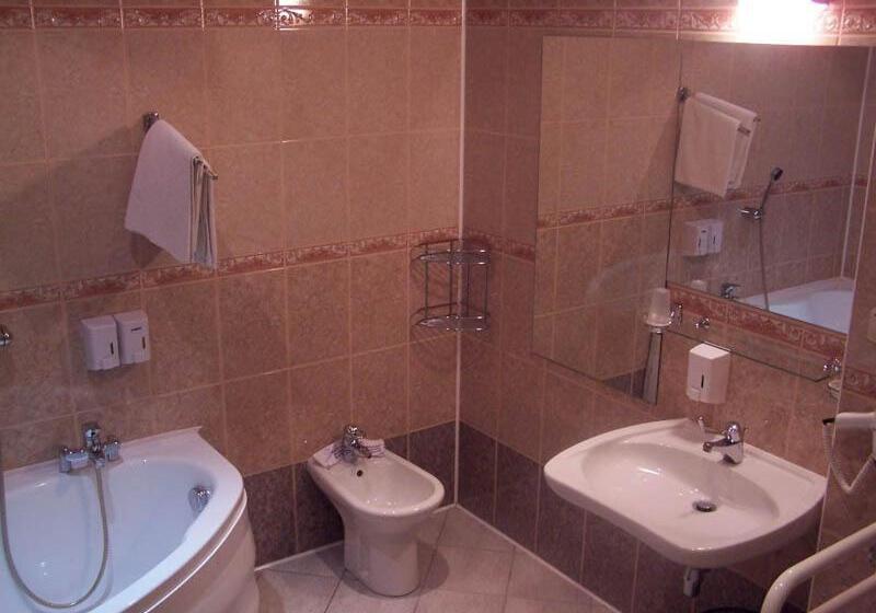 هتل Restauracja Tawerna Gliwice