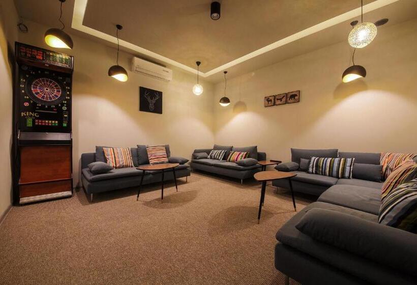 پانسیون B&m Guesthouse