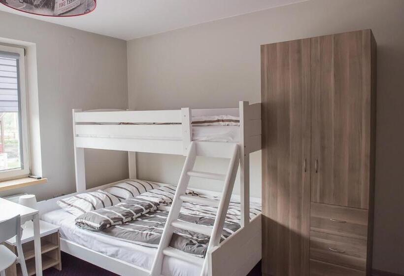 پانسیون B&m Guesthouse