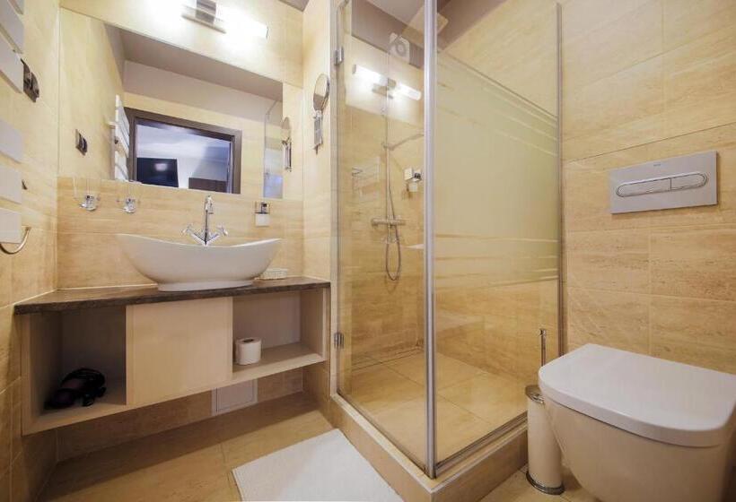 پانسیون B&m Guesthouse