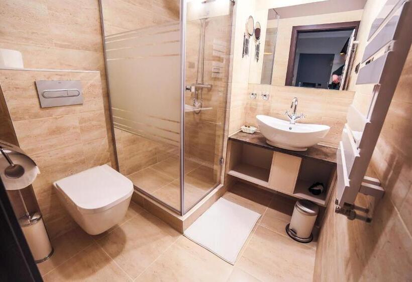 پانسیون B&m Guesthouse