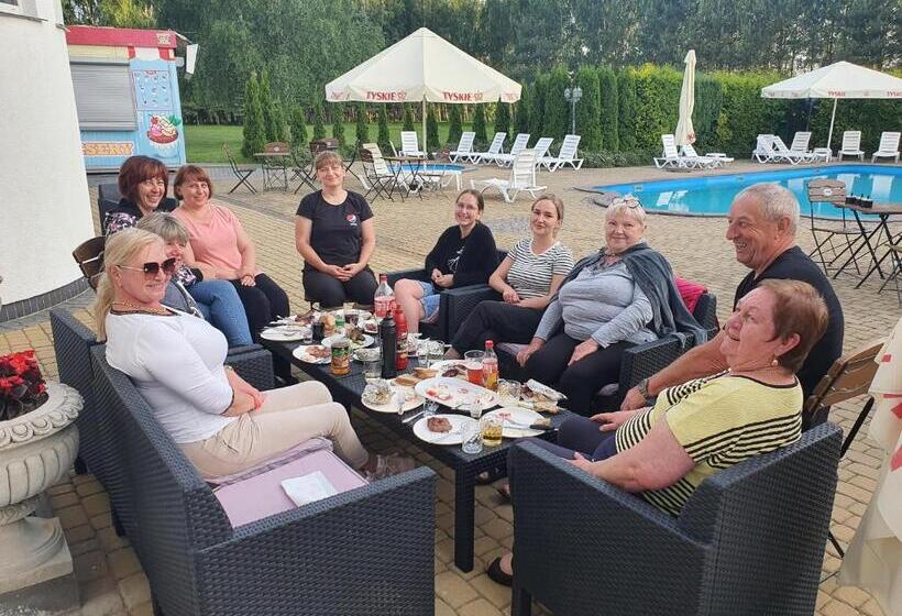 پانسیون Brydar With Sauna, Swimming Pool And Jacuzzi